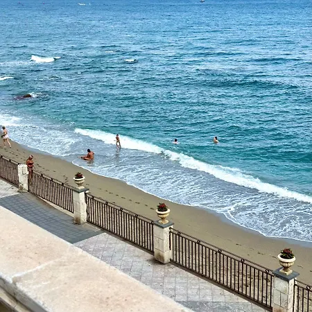 Διαμέρισμα Maremare Giardini Naxos